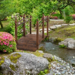 Outsunny 7.5' Fir Wood Garden Bridge Arc Walkway With Side Railings, Perfect For Backyards, Gardens, & Streams, Carbonized -Outsunny DeE90f186a1f16438