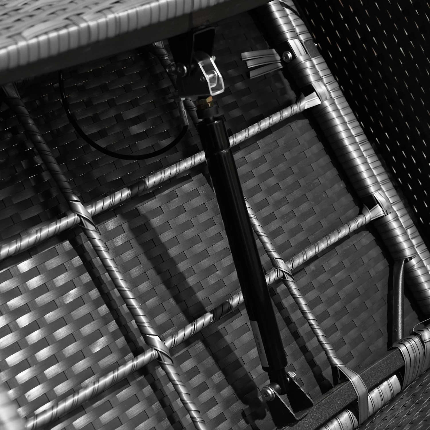 Outsunny 6-Piece Outdoor Rattan Patio Sectional Sofa Set With 3-Seat Couch, 2 Recliners, 2 Ottoman Footrests, & Coffee Table Conversation Set, Off-White 8 Outsunny 6-Piece Outdoor Rattan Patio Sectional Sofa Set With 3-Seat Couch, 2 Recliners, 2 Ottoman Footrests, & Coffee Table Conversation Set, Off-White - Image 8