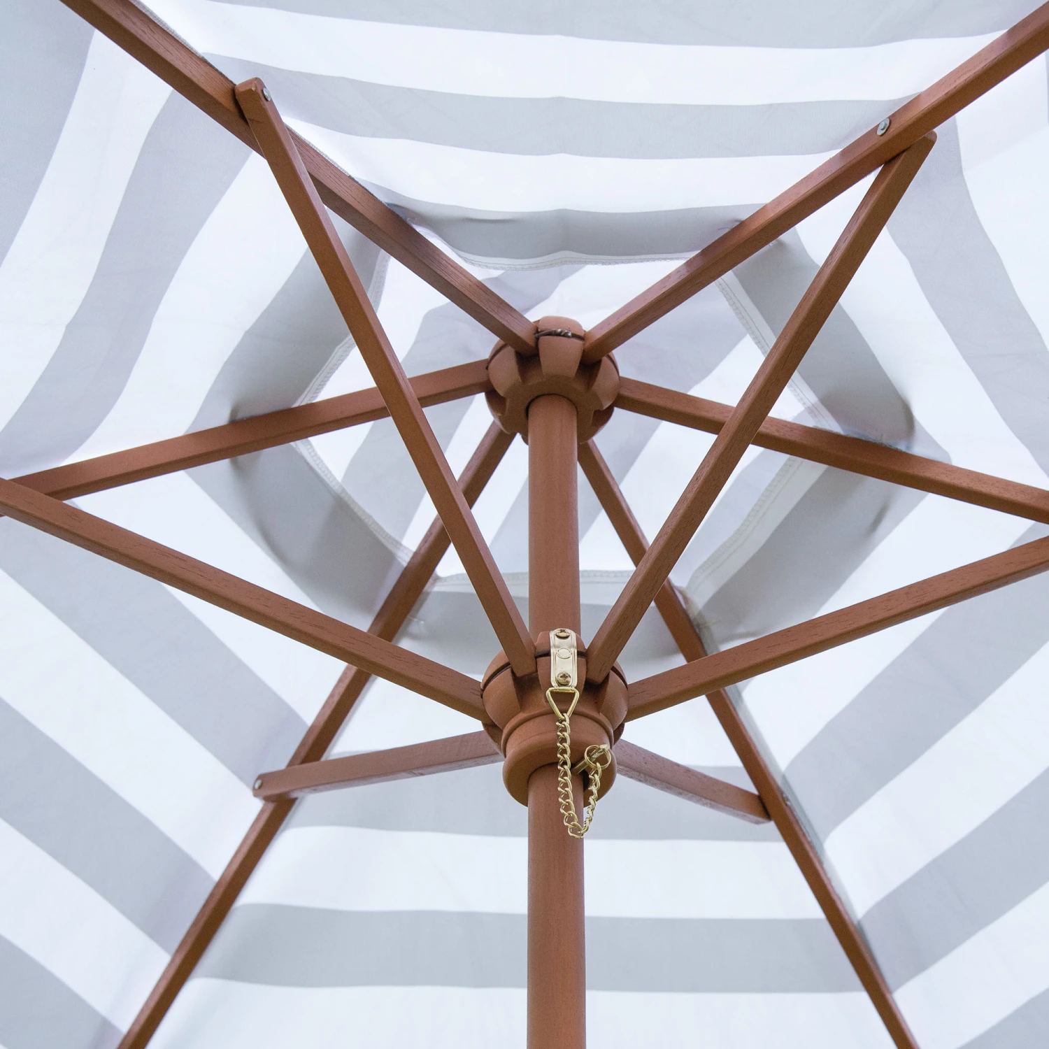 Outsunny Kids Wooden Table Bench Set, W/ Soft Cushions Removable Umbrella, Aged 3-8 9 Outsunny Kids Wooden Table Bench Set, W/ Soft Cushions Removable Umbrella, Aged 3-8 - Image 9