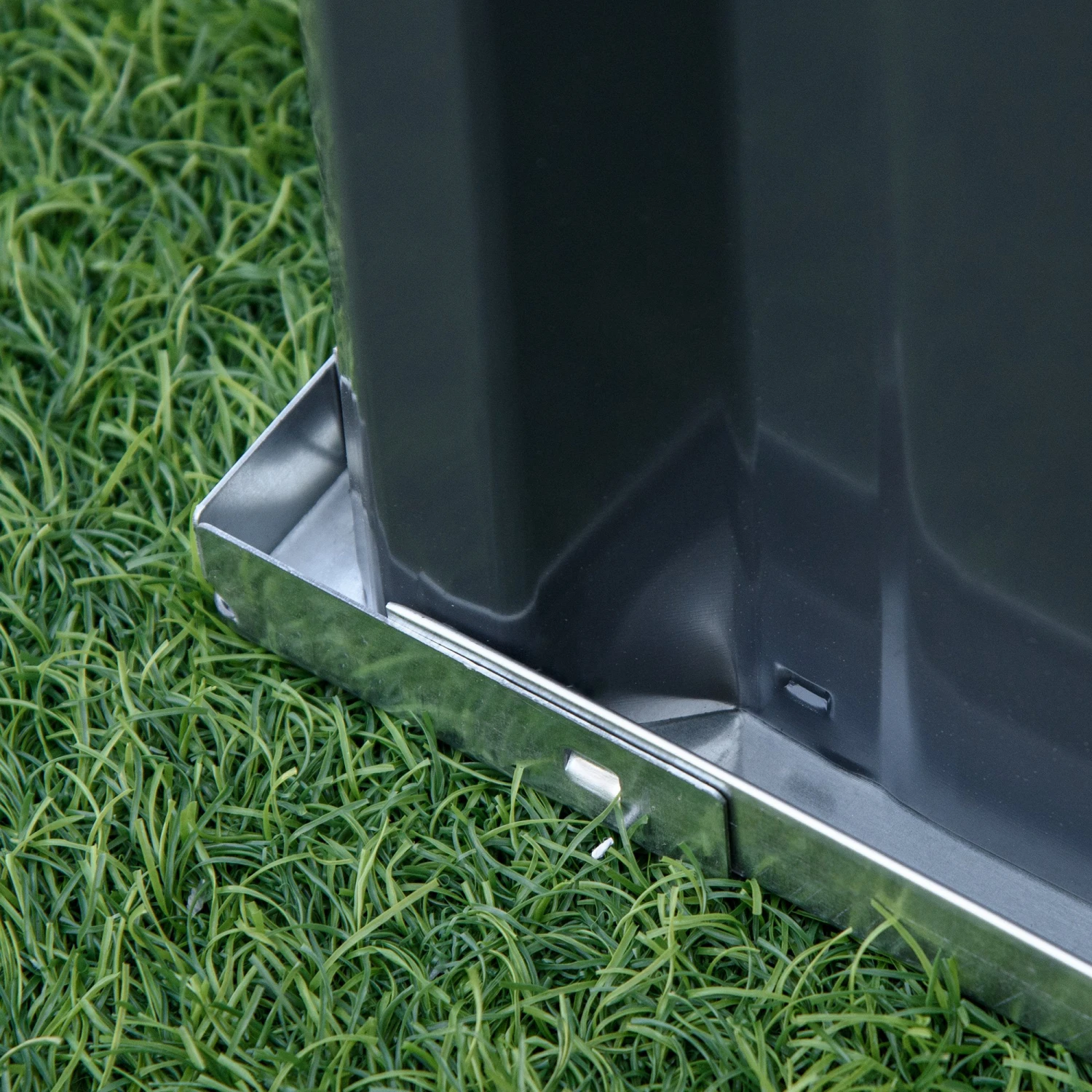 Outsunny 3x3 Ft Galvanized Raised Garden Bed, Metal Outdoor Planter Box For Gardening Vegetables Flowers And Herbs, Grey 7 Outsunny 3x3 Ft Galvanized Raised Garden Bed, Metal Outdoor Planter Box For Gardening Vegetables Flowers And Herbs, Grey - Image 7